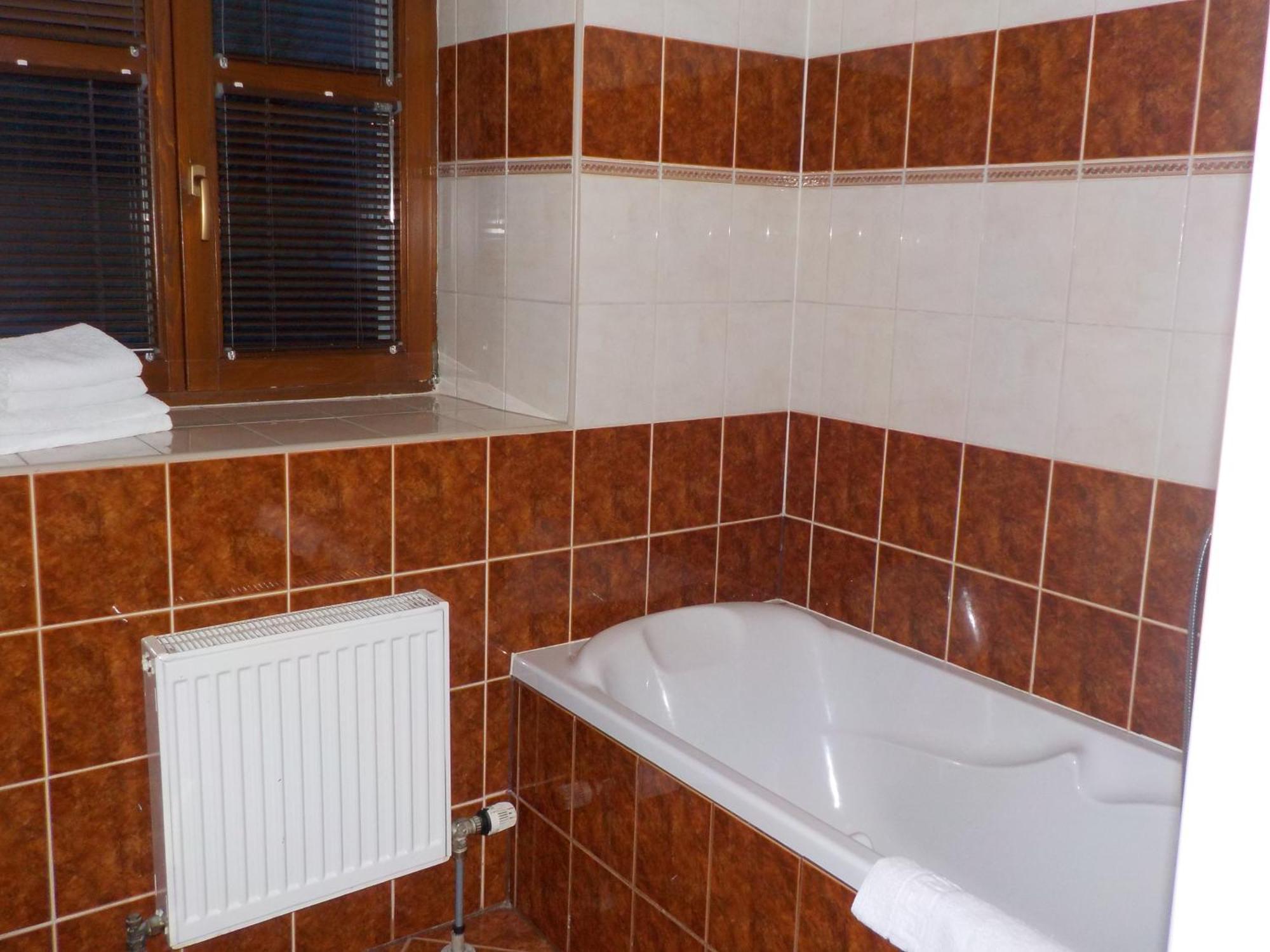 Hotel Krivan Kysucke Nove Mesto Δωμάτιο φωτογραφία