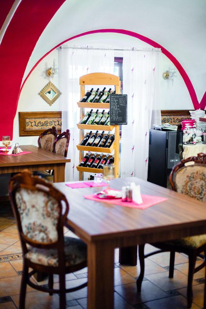 Hotel Krivan Kysucke Nove Mesto Εξωτερικό φωτογραφία